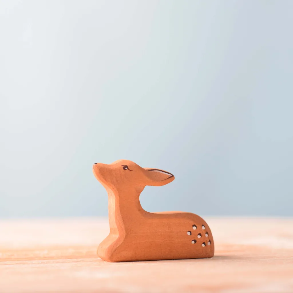 Bumbutoys Animali In Legno | Cerbiatto seduto Gioco in legno