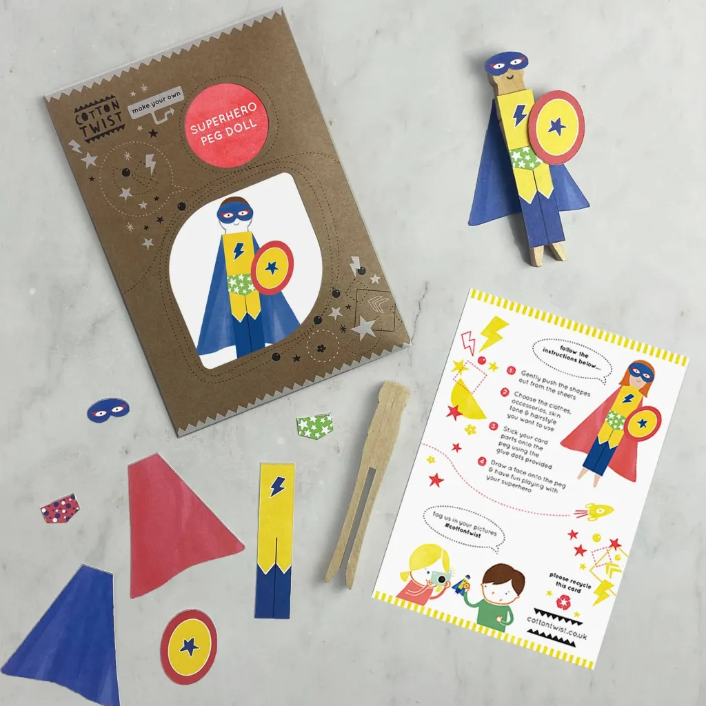 Cotton Twist Kit Creativi | Kit Crea la tua Bambola Pegdoll Supereroe