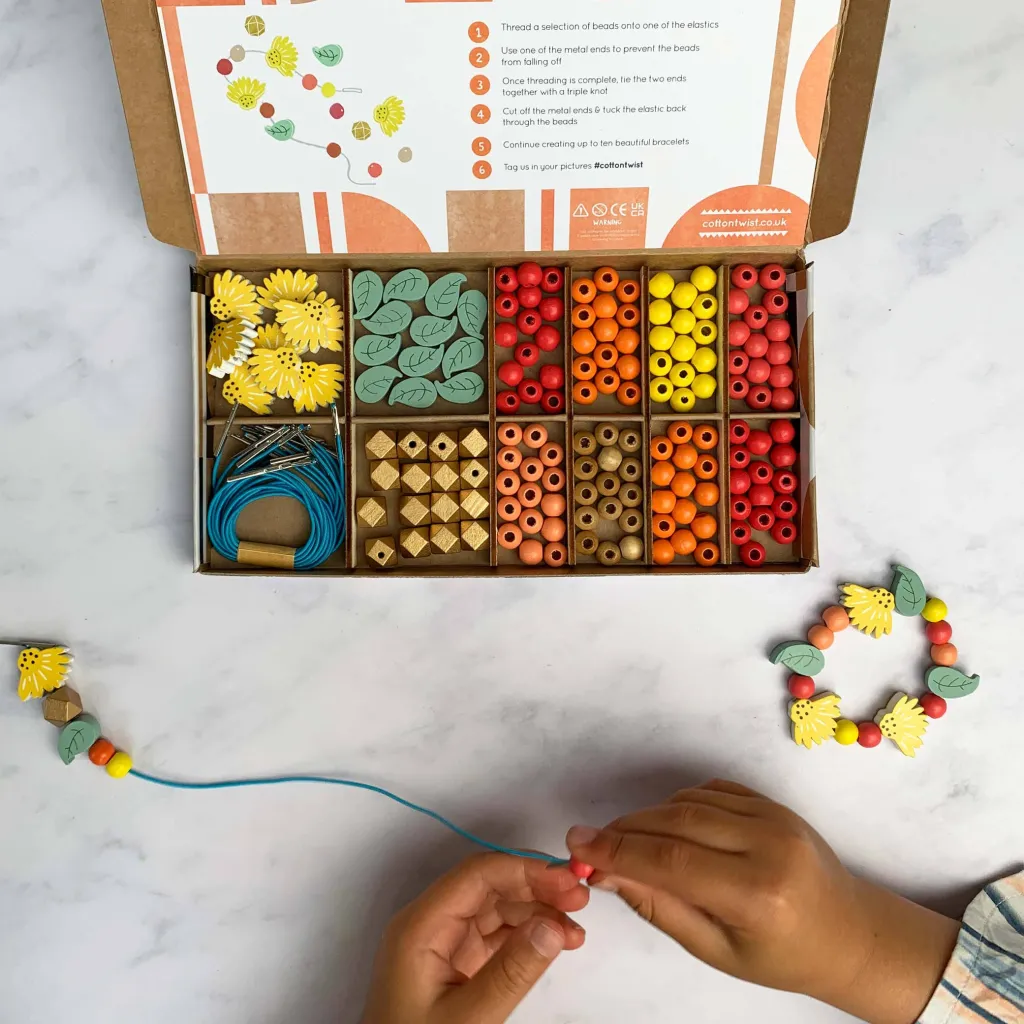 Cotton Twist Kit Creativi | Motricità Grossolana | Kit per Creare Braccialetti - Festival -