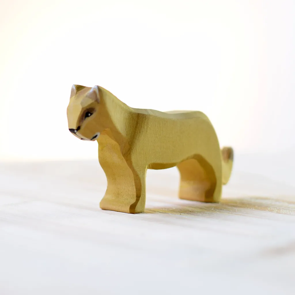 Bumbutoys Animali In Legno | Leonessa in legno