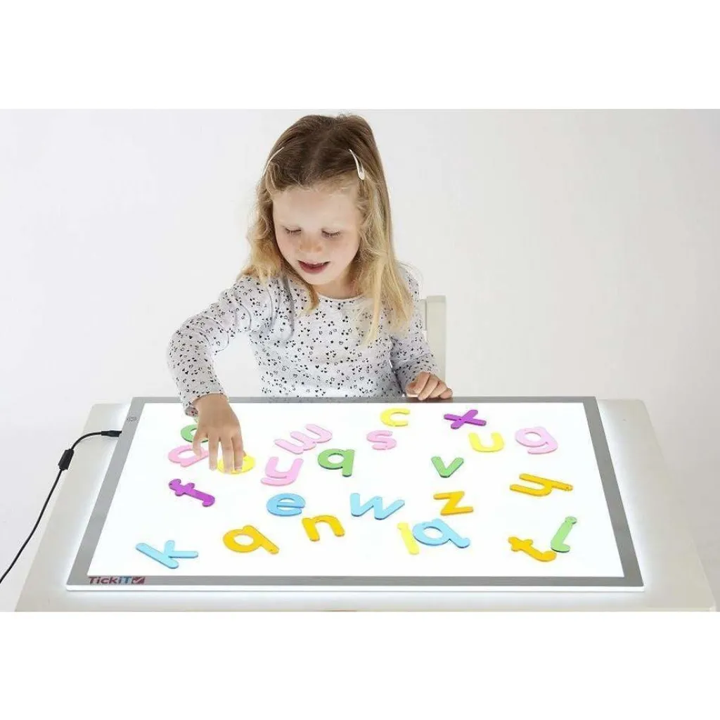 Tickit Pannelli Luminosi | Lettere Arcobaleno
