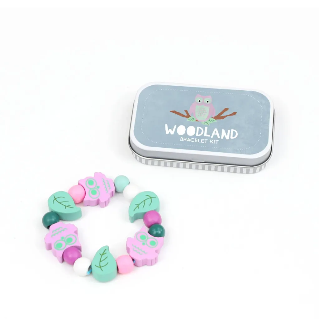 Cotton Twist Kit Creativi | Motricità Grossolana | Mini Kit per Creare Braccialetti Scatola in Latta - Woodland -