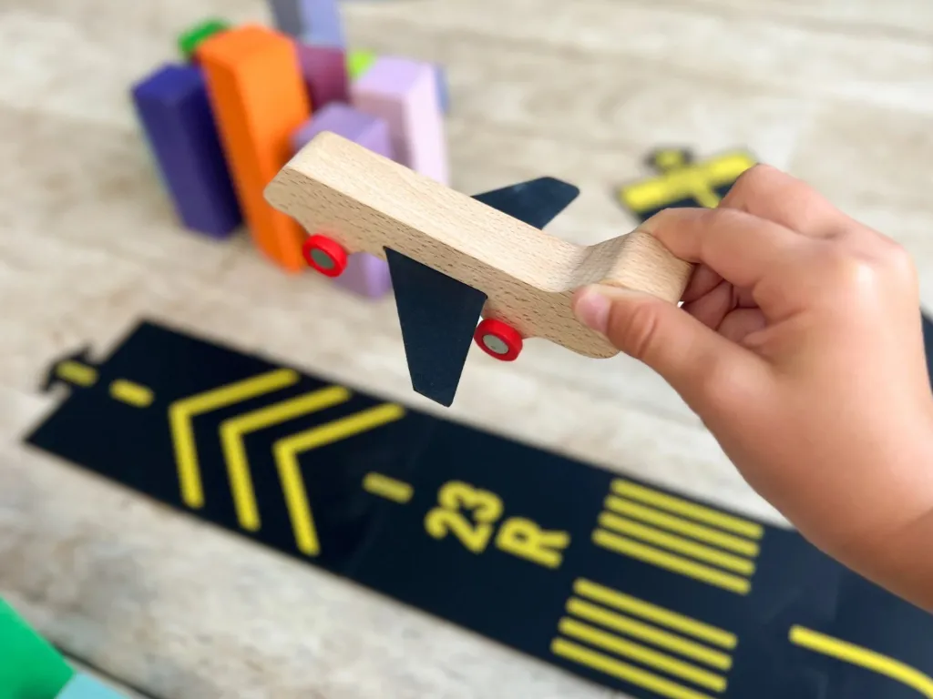 Waytoplay Outdoor E Natura | Veicoli E Piste | Pista Flessibile Aeroporto con aereo