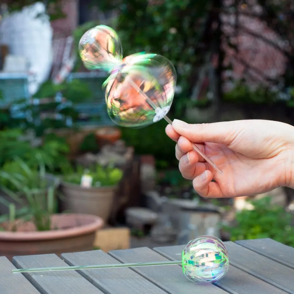 Kikkerland Motricità Grossolana | Motricità Fine | Twirler Bolla Magica Arcobaleno